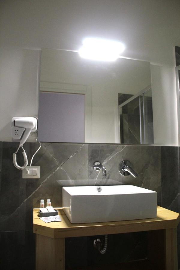Hotel Be Italian Flat Sanfelice Neapel Exterior foto