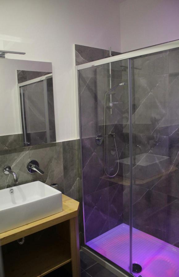 Hotel Be Italian Flat Sanfelice Neapel Exterior foto