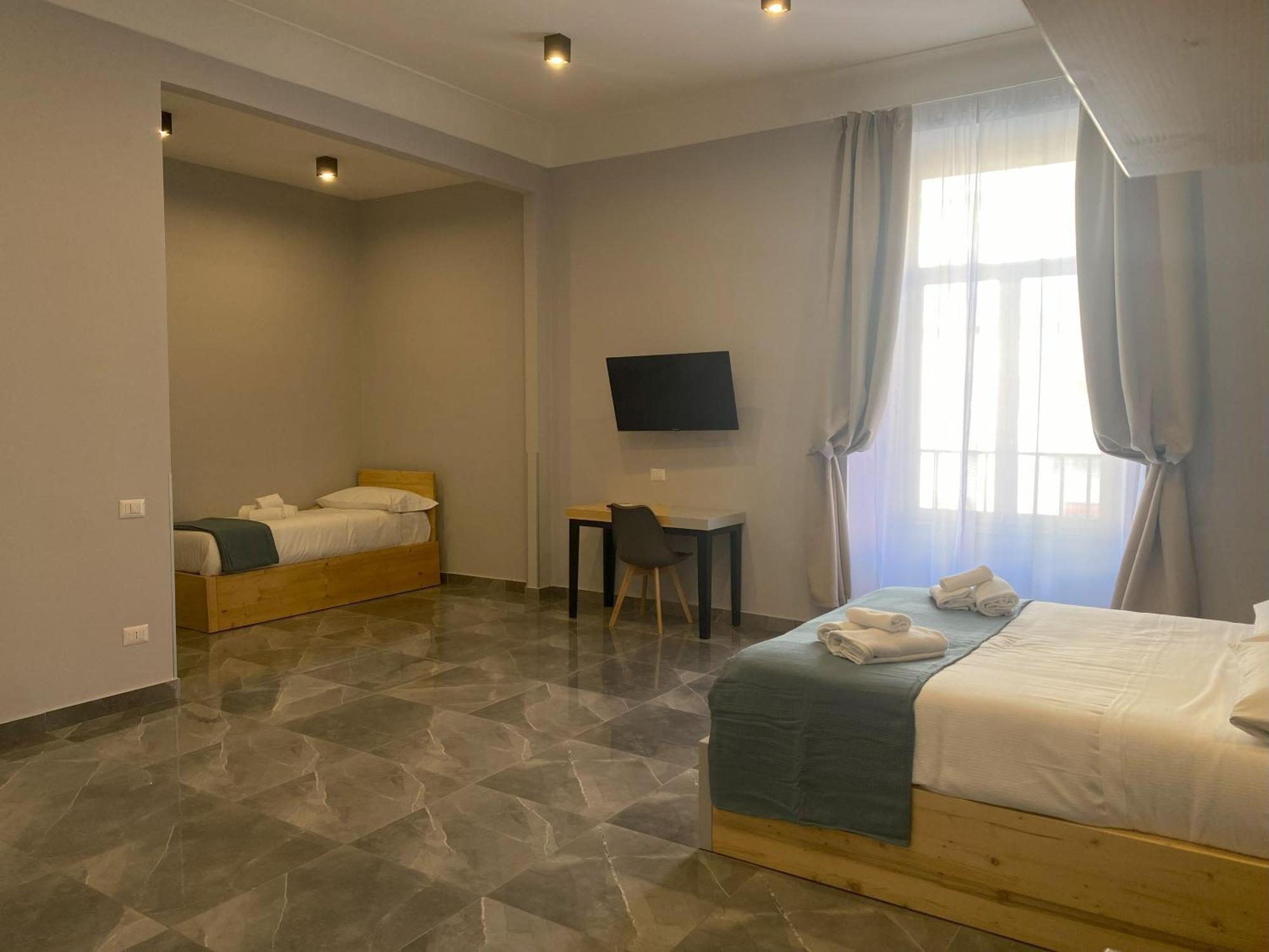 Hotel Be Italian Flat Sanfelice Neapel Exterior foto